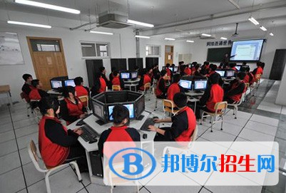 四川2023年计算机学校里都有什么专业