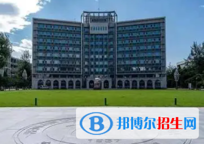 中国大学新闻学专业排名（2022研究型）