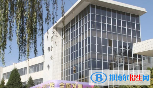 甘肃省庆阳第一中学2023年学费、收费多少 