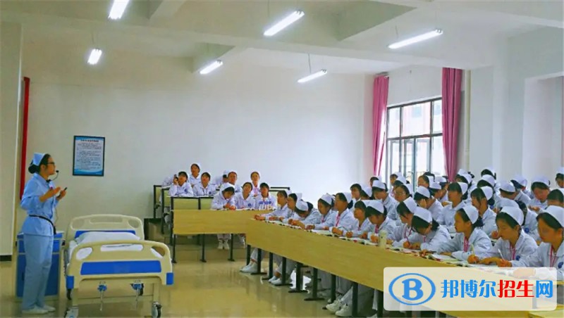 浙江2023年女生学什么卫校好