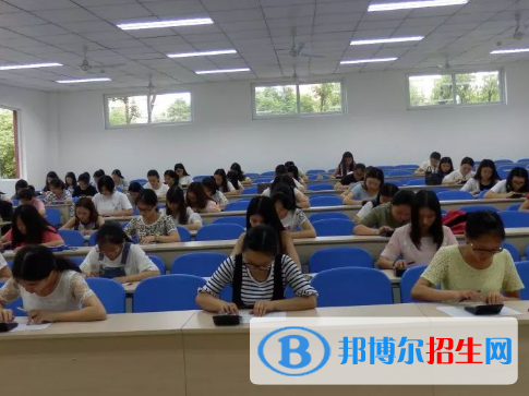 杭州2023年女生中专学什么好