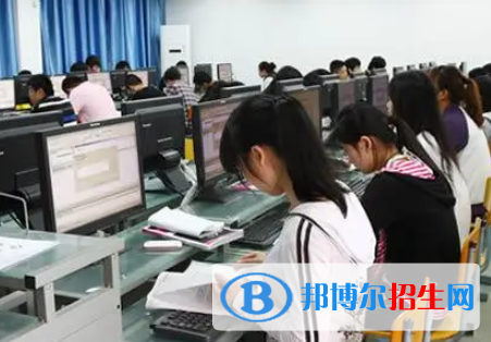 广东2023年计算机学校报什么专业好