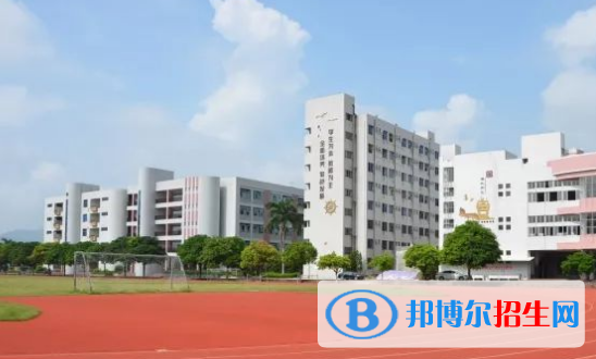 云浮市邓发纪念中学2022录取分数线（2023参考）