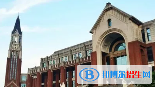 华东政法大学是不是双一流大学吗？