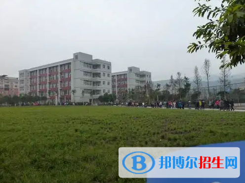 重庆2023年读中专学校需要什么证件