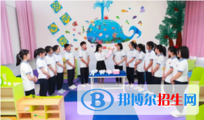 浙江2023年女生中专学什么专业好