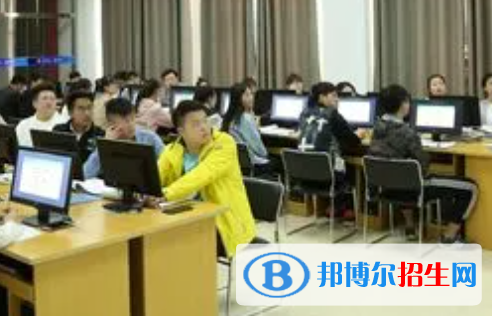 四川2023年女生学什么计算机学校好