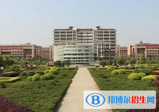 湘潭理工学院是不是985大学？