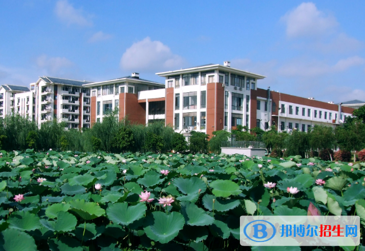 广西民族大学相思湖学院是不是985大学？
