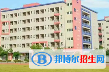 广东2023年女生学计算机学校好找工作吗