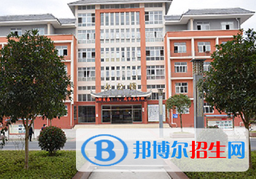四川省崇州市职业中专学校2023年招生计划