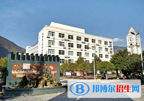 2023汽车运用与维修专业的陇南中职学校有哪些？