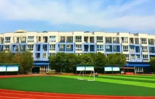 2023成都龙泉职业技术学校开设的专业一览表