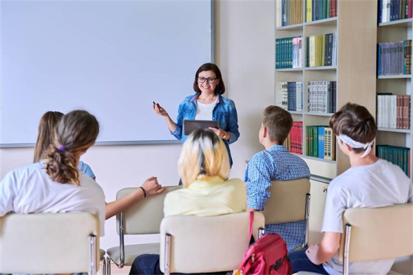 昭通排名靠前的公办职业中学 昭通考不上高中读什么公办职业中学好