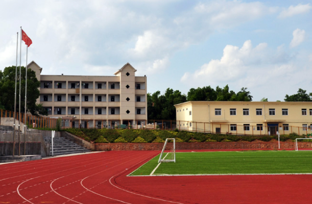 泰州市凤凰艺术学校政史地老师给即将入学新生的温馨提示