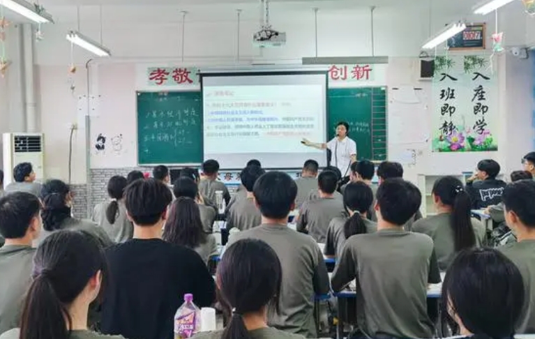 广东2024年初中没毕业可不可以读中专