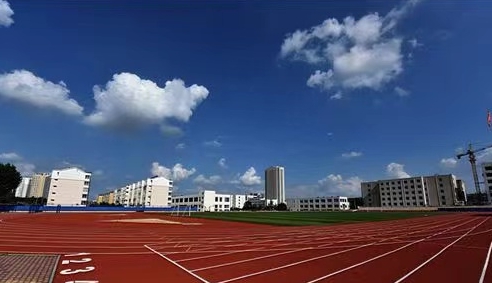 广东2024年上中专学校一年要多少钱