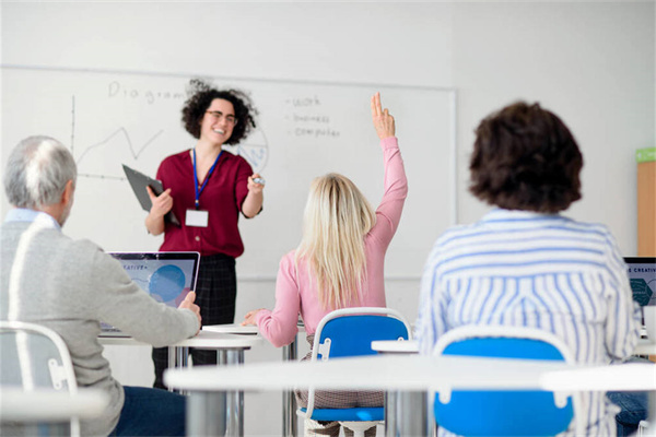 湛江幼儿师范专科学校奖学金有多少钱