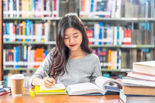 钦州幼儿师范高等专科学校奖学金有多少钱