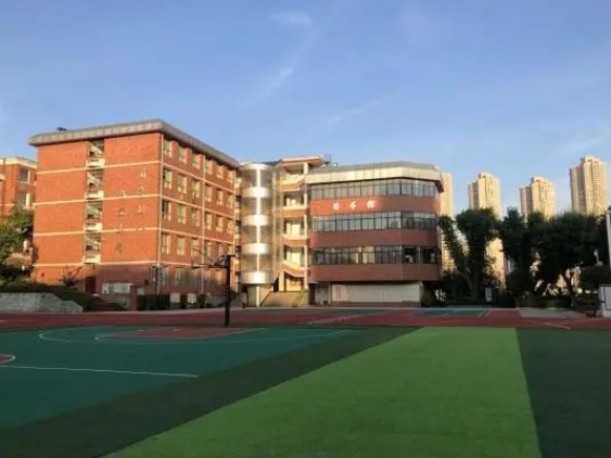 2024重庆市求精中学校多少钱(学费明细)