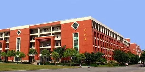 云南2024年哪些大学有铁路学校大专