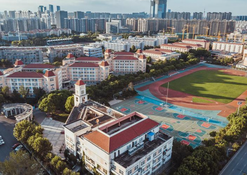 江苏2025年初中生读什么铁路学校