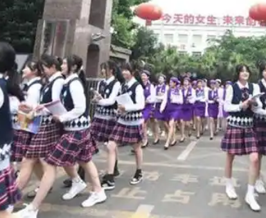 重庆2025年女生初中毕业上铁路学校