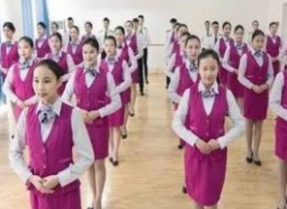 重庆2025年女生上铁路学校学什么好